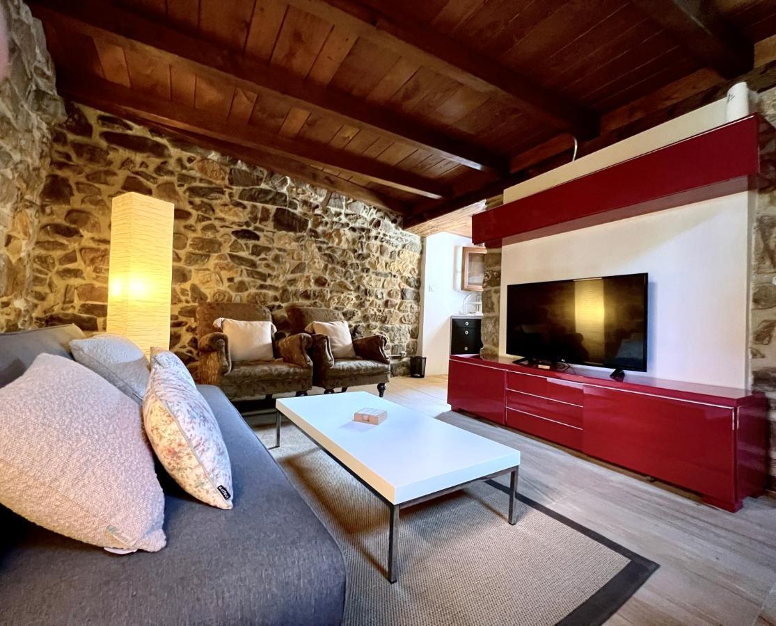 Apartamentos Rurales El Lleron Caso ภายนอก รูปภาพ