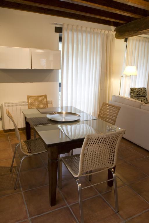 Apartamentos Rurales El Lleron Caso ภายนอก รูปภาพ
