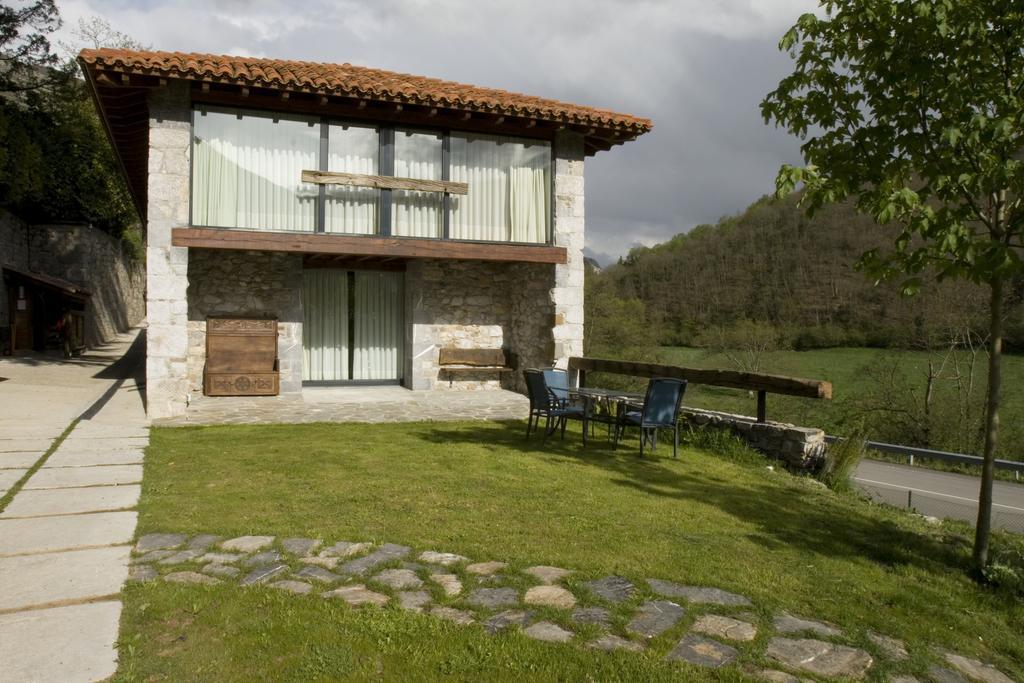 Apartamentos Rurales El Lleron Caso ภายนอก รูปภาพ